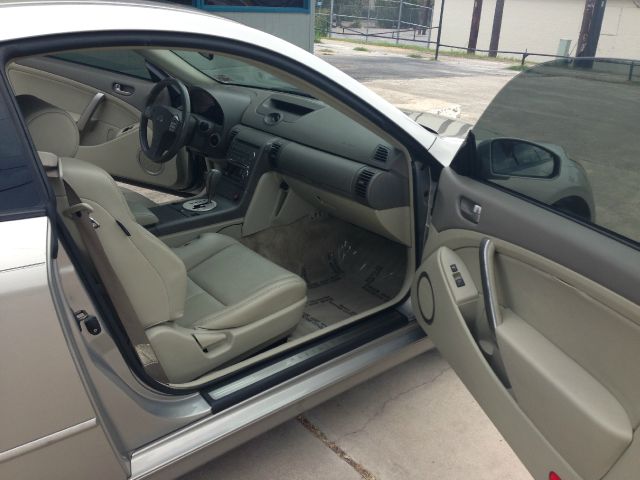 2004 Infiniti G35 XB - ONE Owner