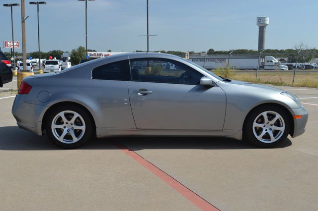 2004 Infiniti G35 XB - ONE Owner