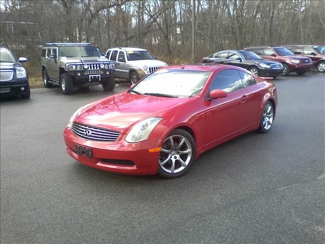 2004 Infiniti G35 LX 5-spd