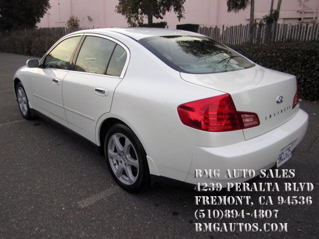 2004 Infiniti G35 5DR WGN FWD AT