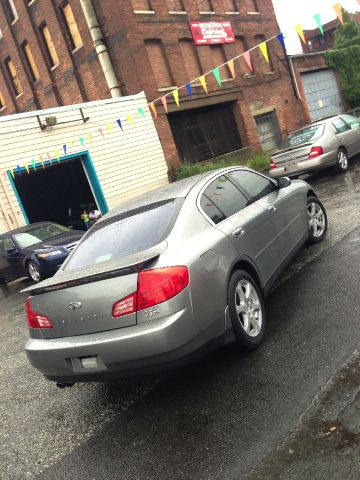 2004 Infiniti G35 5DR WGN FWD AT