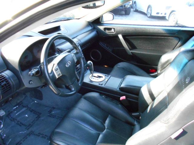 2004 Infiniti G35 XB - ONE Owner