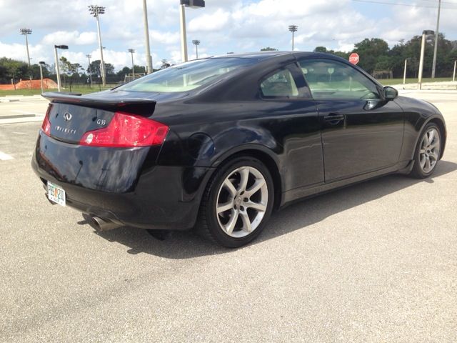 2004 Infiniti G35 XB - ONE Owner
