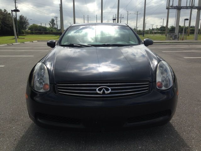 2004 Infiniti G35 XB - ONE Owner