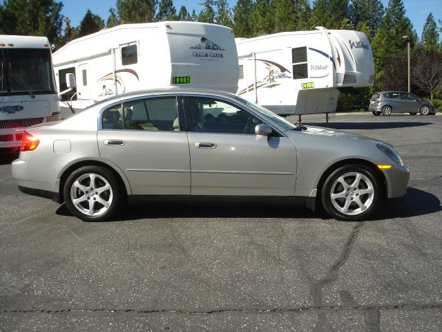 2004 Infiniti G35 5DR WGN FWD AT