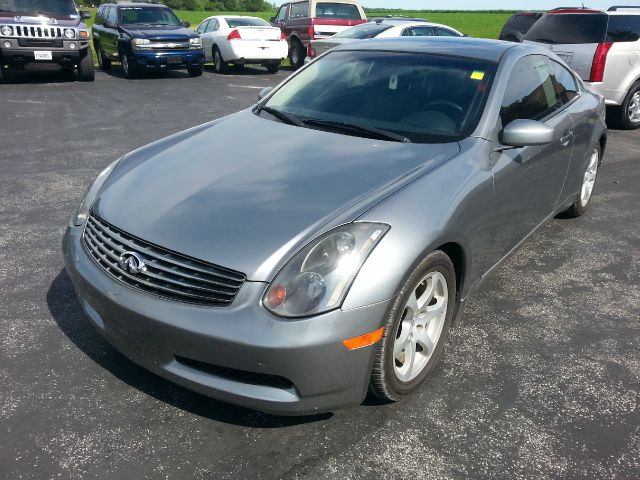 2004 Infiniti G35 XB - ONE Owner