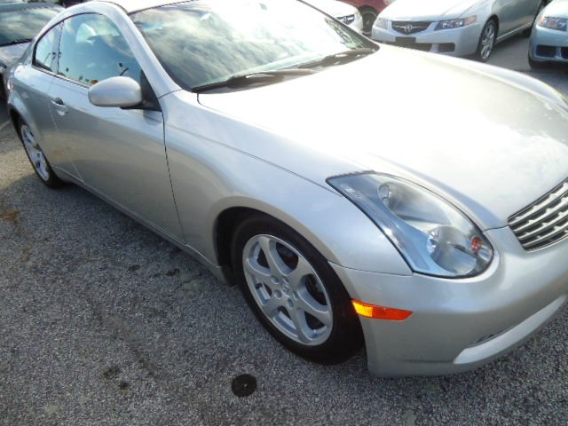 2004 Infiniti G35 XB - ONE Owner
