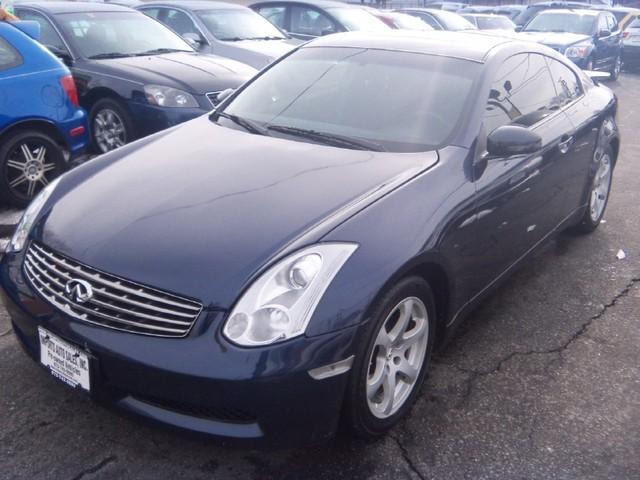 2004 Infiniti G35 Base