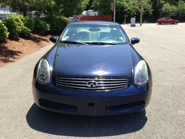 2004 Infiniti G35 XB - ONE Owner