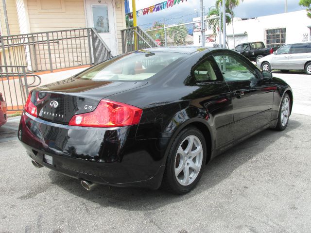 2004 Infiniti G35 XB - ONE Owner