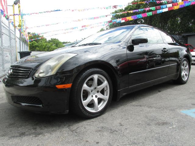 2004 Infiniti G35 XB - ONE Owner