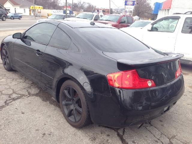 2004 Infiniti G35 XB - ONE Owner