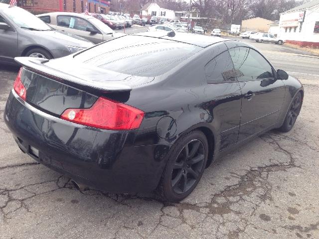 2004 Infiniti G35 XB - ONE Owner