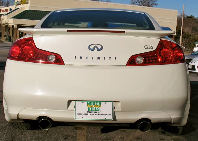 2004 Infiniti G35 Base