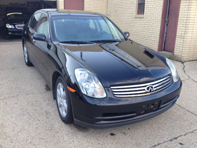 2004 Infiniti G35 5DR WGN FWD AT