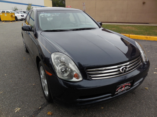 2004 Infiniti G35 5DR WGN FWD AT