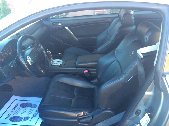 2004 Infiniti G35 XB - ONE Owner