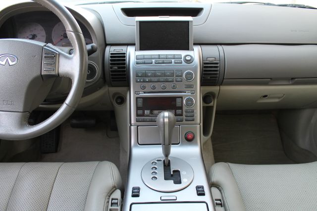 2004 Infiniti G35 XB - ONE Owner