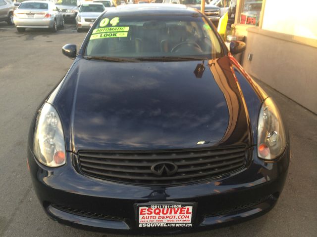 2004 Infiniti G35 XB - ONE Owner
