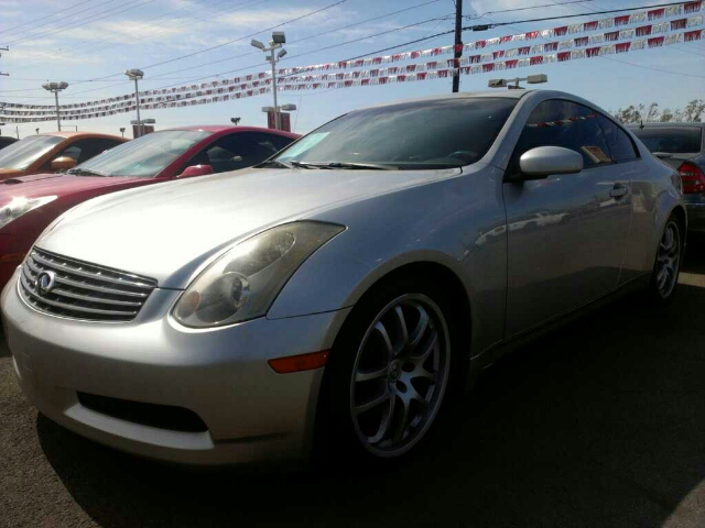 2004 Infiniti G35 Base
