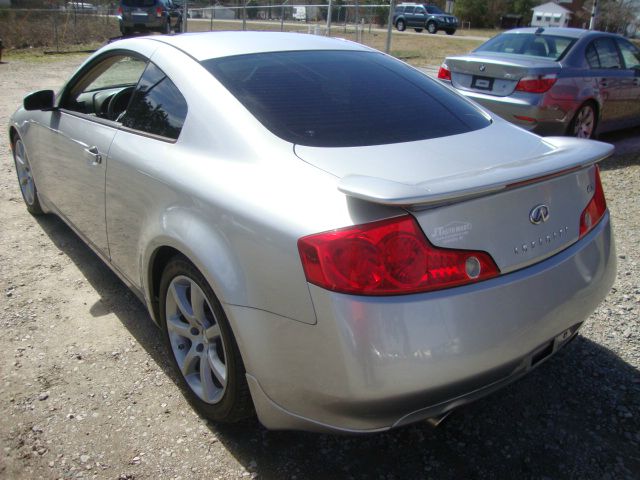 2004 Infiniti G35 XB - ONE Owner