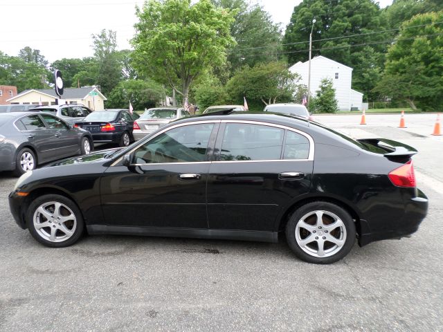 2004 Infiniti G35 5DR WGN FWD AT