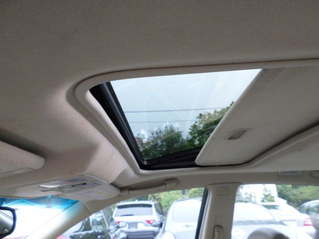 2004 Infiniti G35 5DR WGN FWD AT