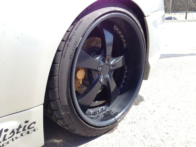 2004 Infiniti G35 1500 Laramie 4WD