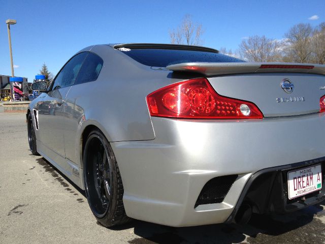 2004 Infiniti G35 1500 Laramie 4WD