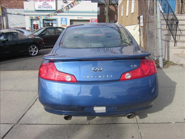 2005 Infiniti G35 Base