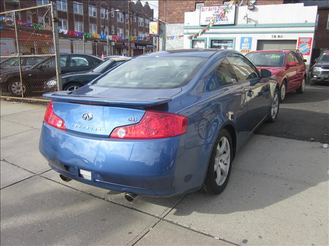 2005 Infiniti G35 Base