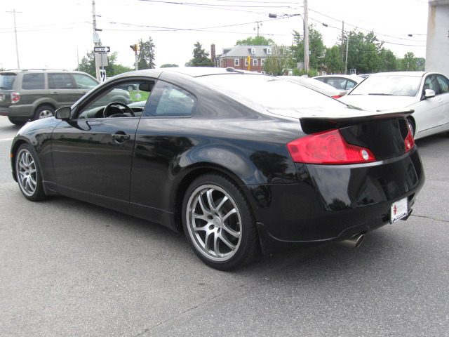 2005 Infiniti G35 LS - All Wheel Drive At Broo