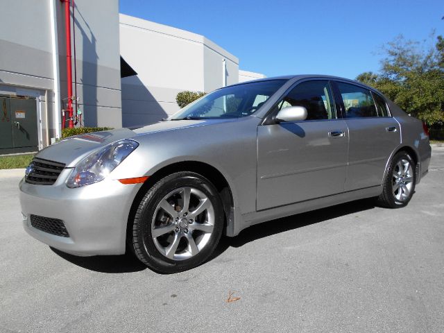 2005 Infiniti G35 Regency-brougham