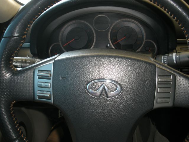 2005 Infiniti G35 GT Premium