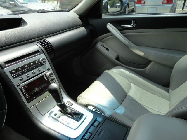 2005 Infiniti G35 Regency-brougham