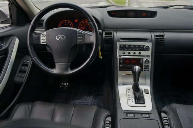 2005 Infiniti G35 Regency-brougham