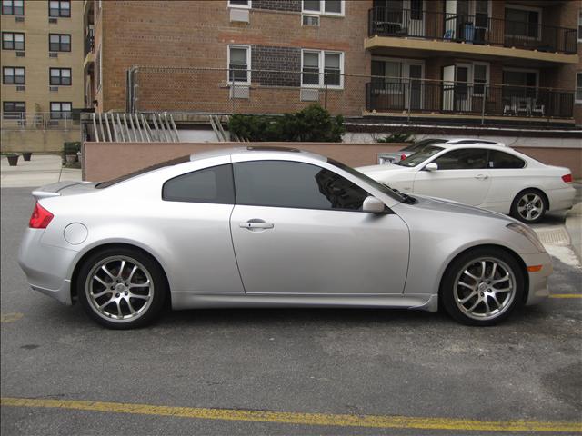 2006 Infiniti G35 E320 4matic