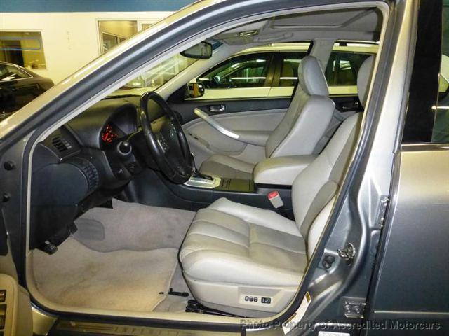 2006 Infiniti G35 SE King Cab 2WD