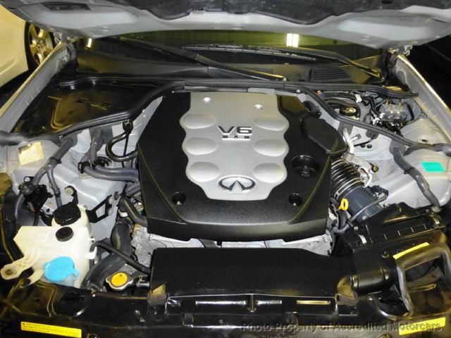 2006 Infiniti G35 SE King Cab 2WD