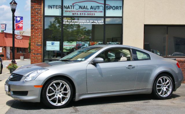 2007 Infiniti G35 LS - All Wheel Drive At Broo