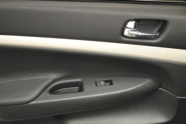 2008 Infiniti G35 4dr Sdn Touring Signature RWD