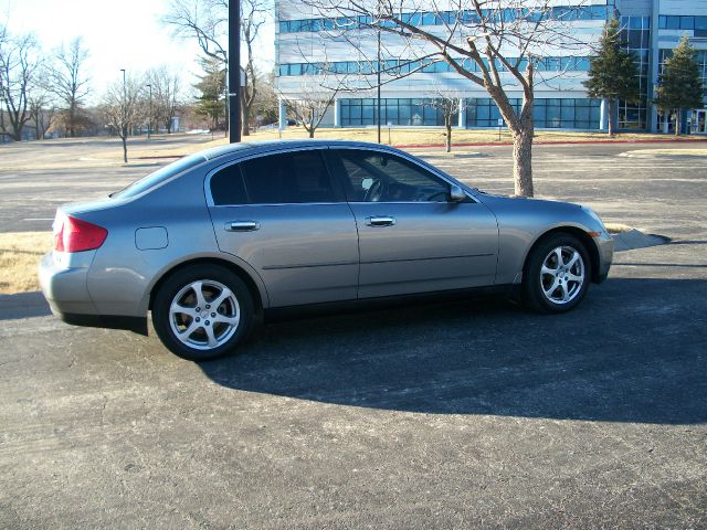 2004 Infiniti G35X Unknown