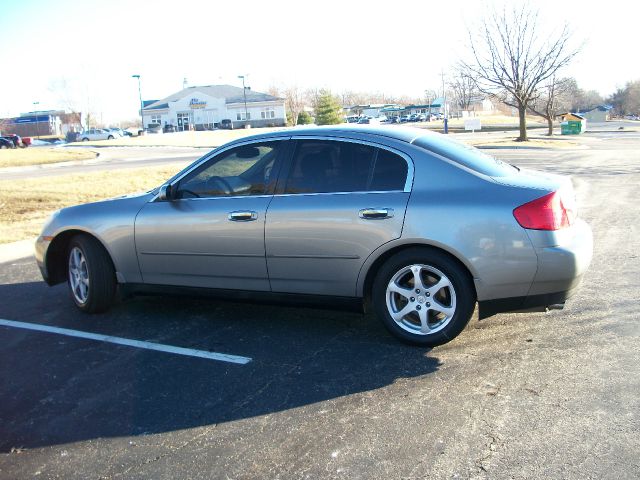 2004 Infiniti G35X Unknown