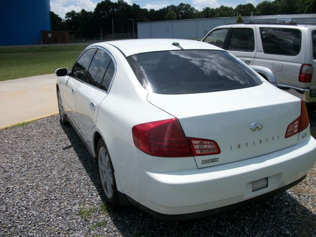 2004 Infiniti G35X SW2