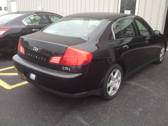 2004 Infiniti G35X 5DR WGN FWD AT