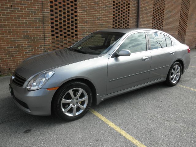 2005 Infiniti G35X Regency-brougham