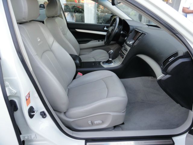 2007 Infiniti G35X Crew Cab FX4 4WD