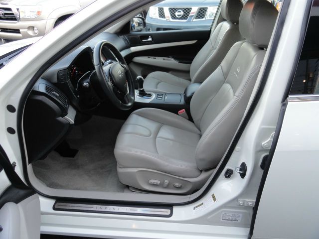 2007 Infiniti G35X Crew Cab FX4 4WD