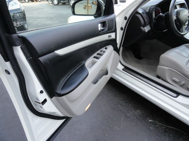 2007 Infiniti G35X Crew Cab FX4 4WD