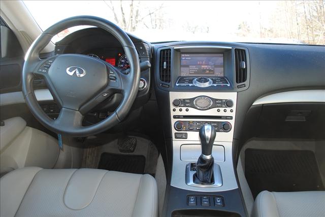 2008 Infiniti G35X EX - DUAL Power Doors